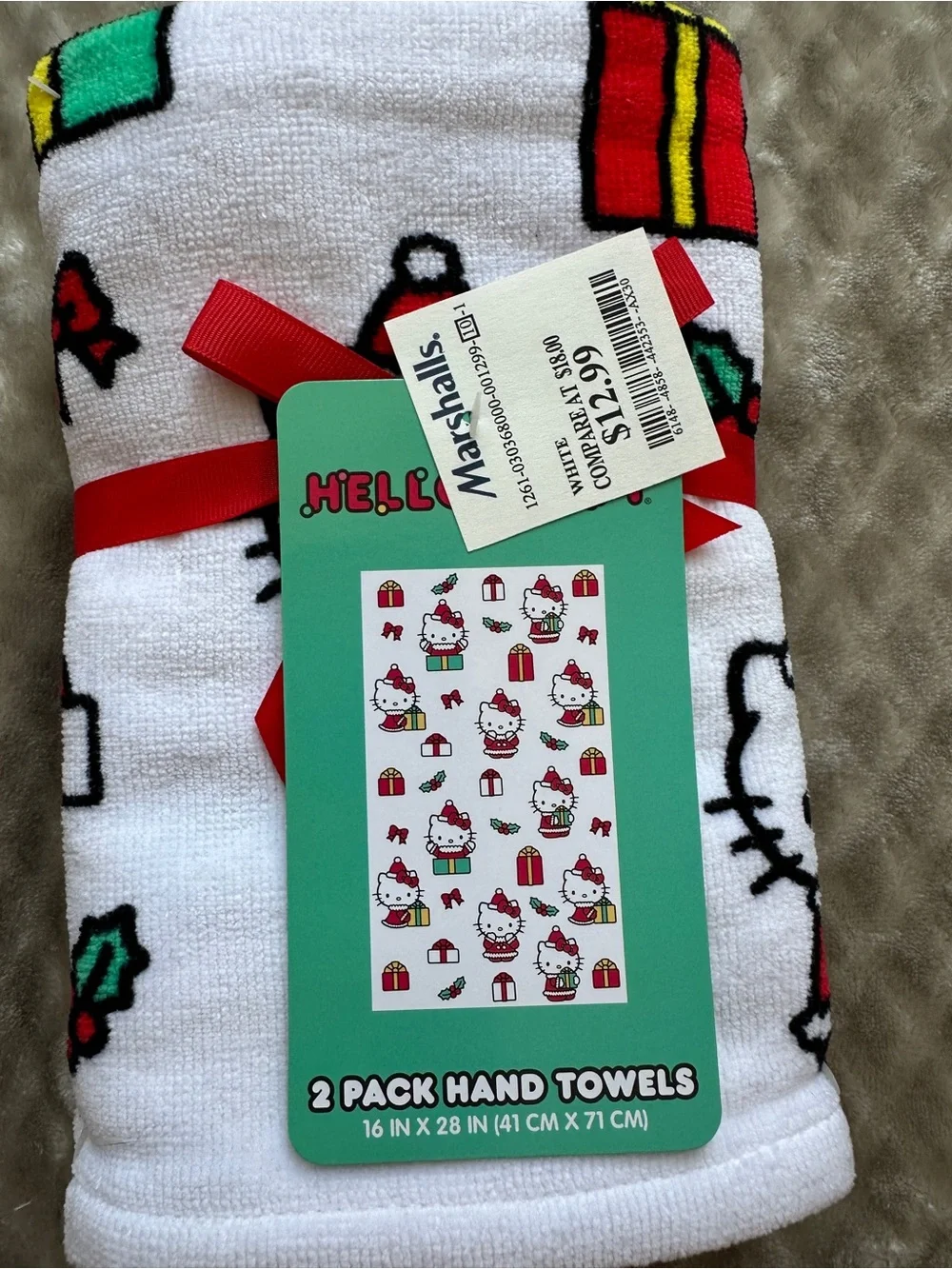 Hello Kitty Holiday Santa Presents Hand Towels
